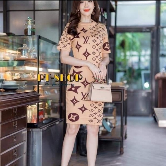 NWT Tan Short Sleeve Bodycon Mini Dress - Picture 3 of 3